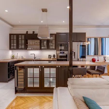 Urban4 Apartman *