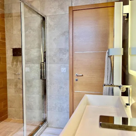 Urban4 * Νίκαια
